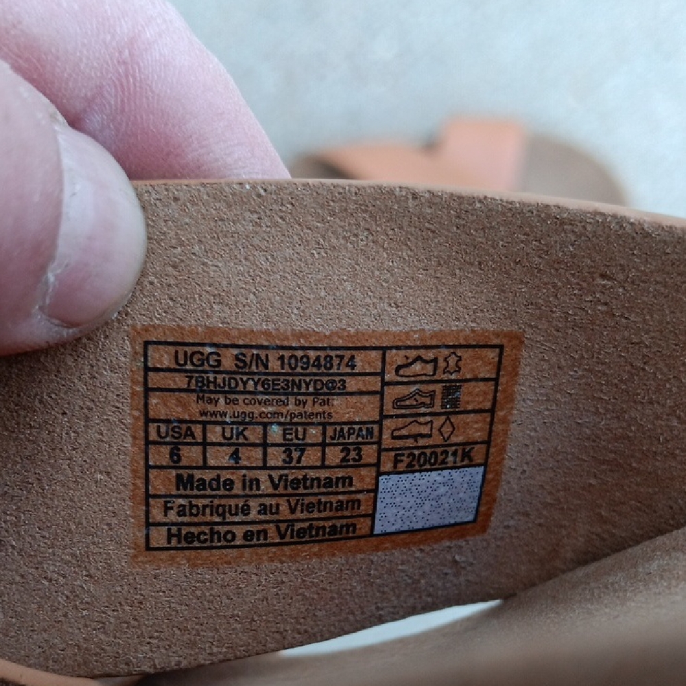 UGG Kari Slide Sandals Criss Cross Leather Strap Womens 6 - Picture 7 of 7